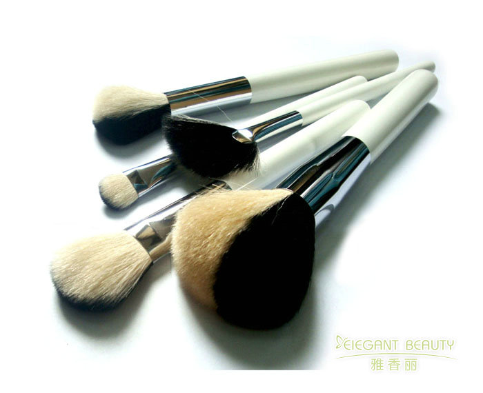 99麻豆久久久国产精品免费的毛质有哪些种类？各有什么优缺点？